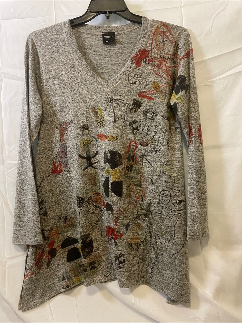 Inoah Gray V-Neck Long Sleeve Print Tunic